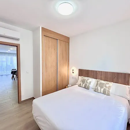 Sant Antoni * ベニドルム